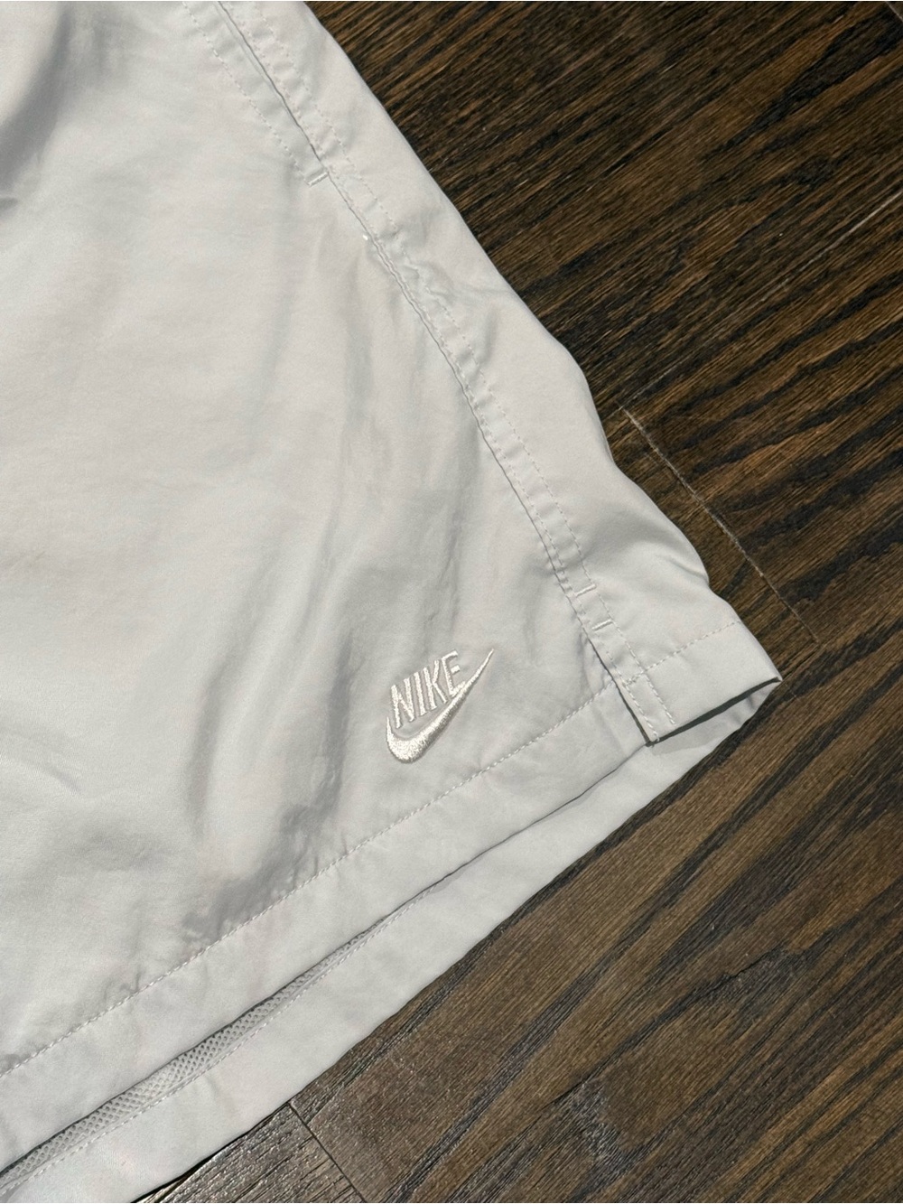 Nike Men’s woven club flow shorts
